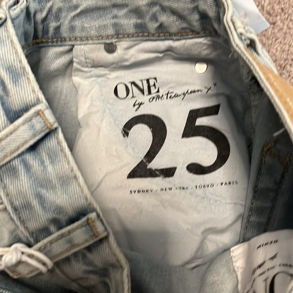 One Teaspoon high waist 2020 skirt in Wilde - size 25 - Picture 6 of 12